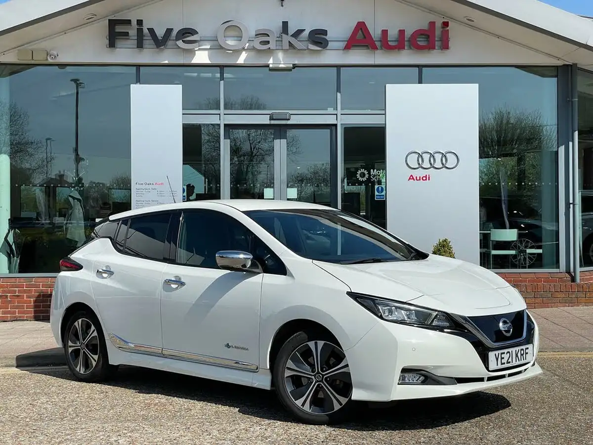 2021-nissan-leaf-e-tekna-big-0
