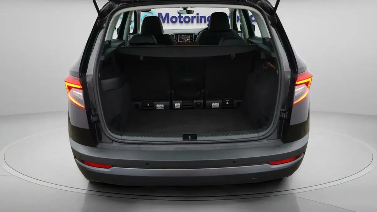2021-skoda-karoq-15-tsi-se-l-dsg-big-16