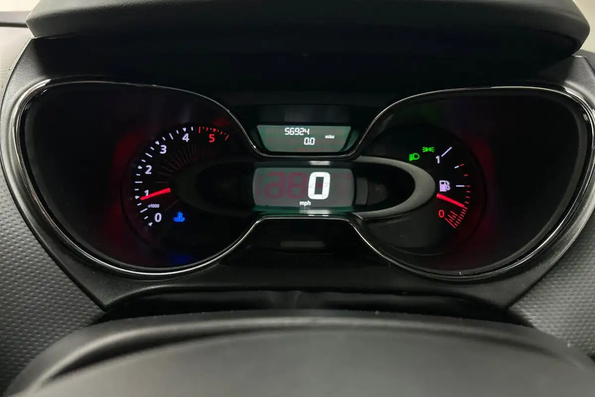 2016-renault-captur-15dci-dynamique-nav-90bhp-energy-ss-big-9