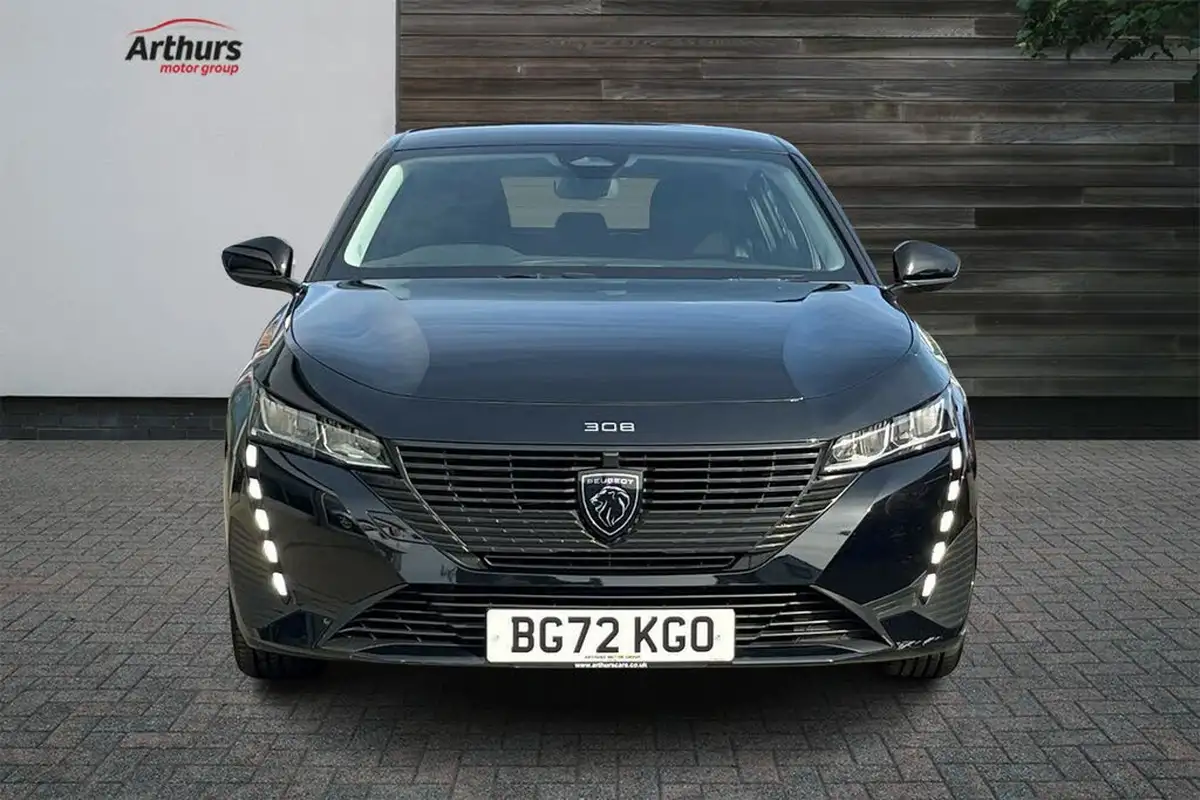 2022-peugeot-308-12-puretech-active-premium-130bhp-eat8-big-7