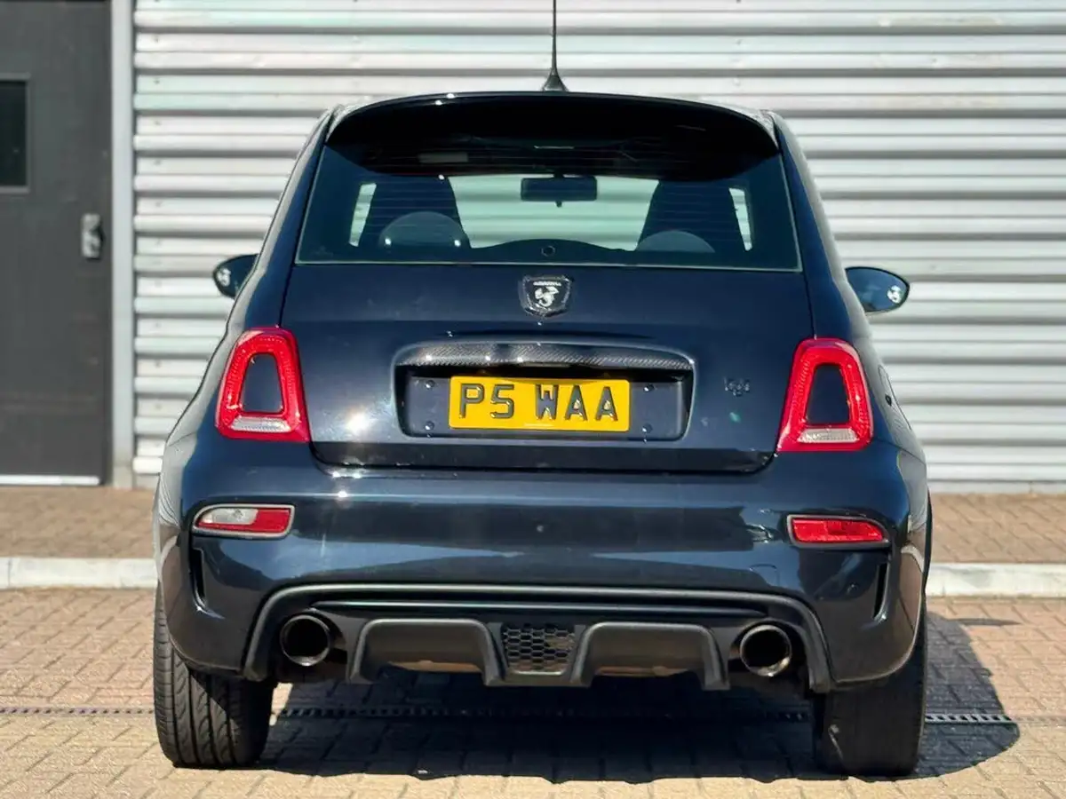 2017-abarth-595-14-tjet-big-8