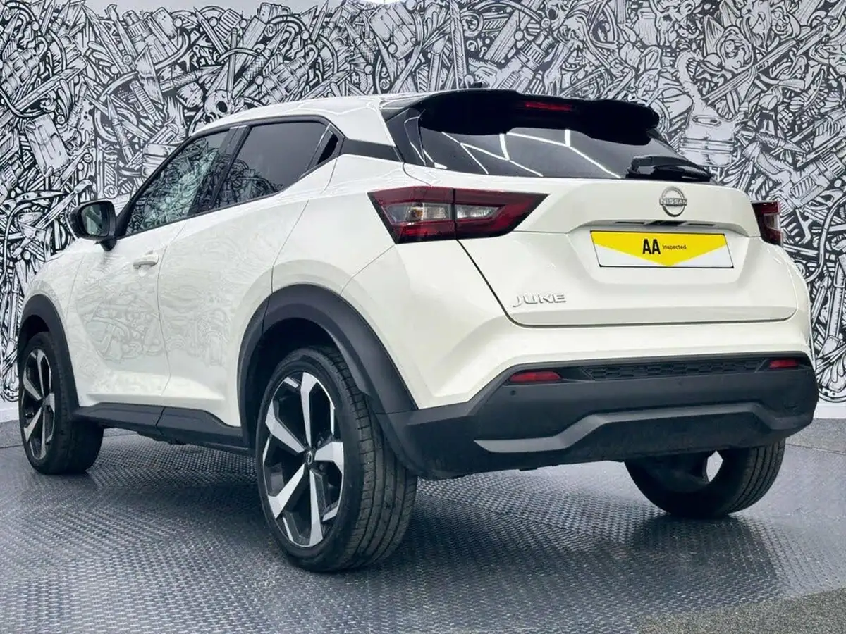 2023-nissan-juke-10-dig-t-tekna-big-8
