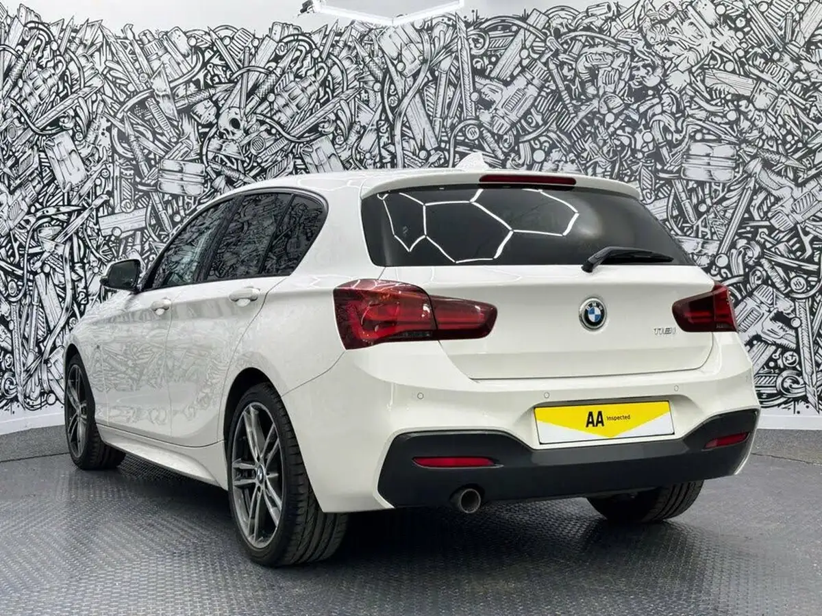 2019-bmw-1-series-15-118i-m-sport-shadow-edition-5d-big-8