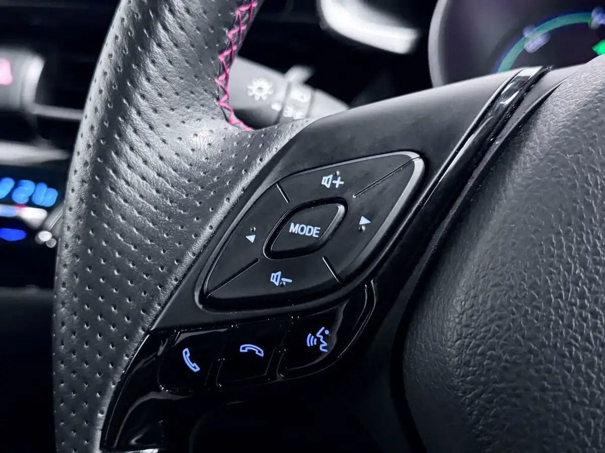 2022-toyota-c-hr-18-vvt-i-gr-sport-big-30