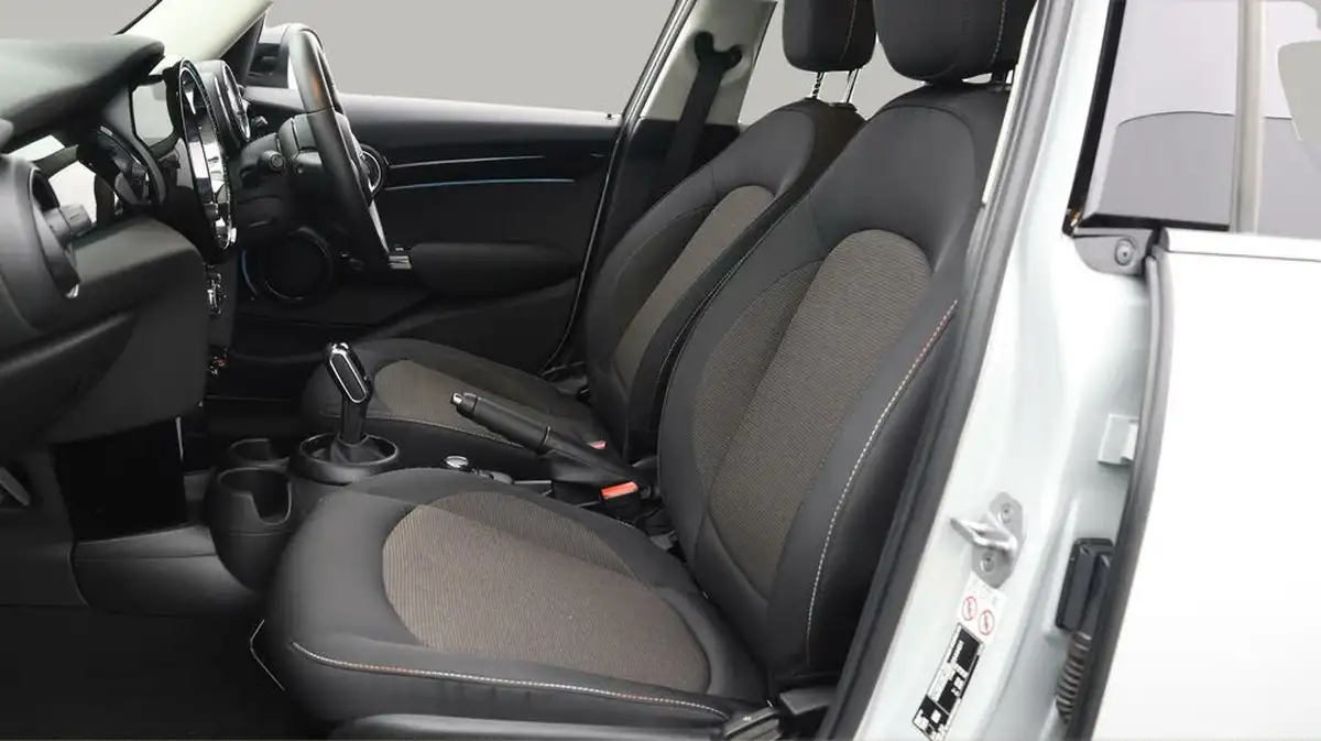 2022-mini-cooper-15-cooper-classic-hatchback-5d-auto-big-13