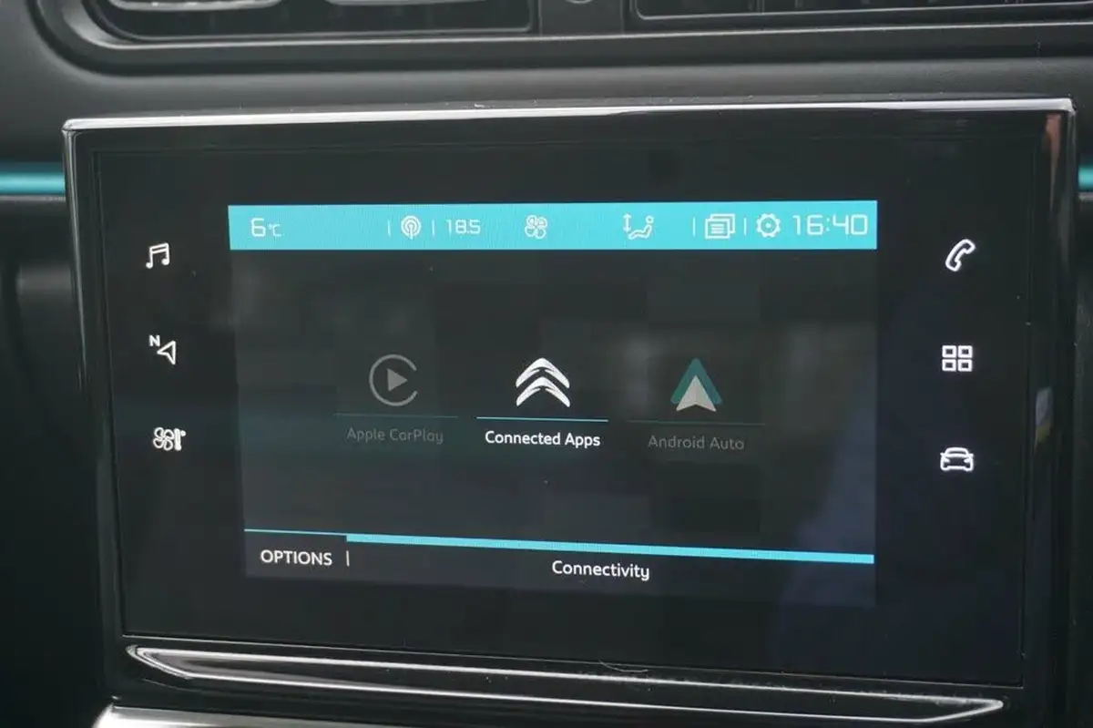 2023-citroen-c3-12-puretech-shine-plus-110ps-ss-eat6-big-10