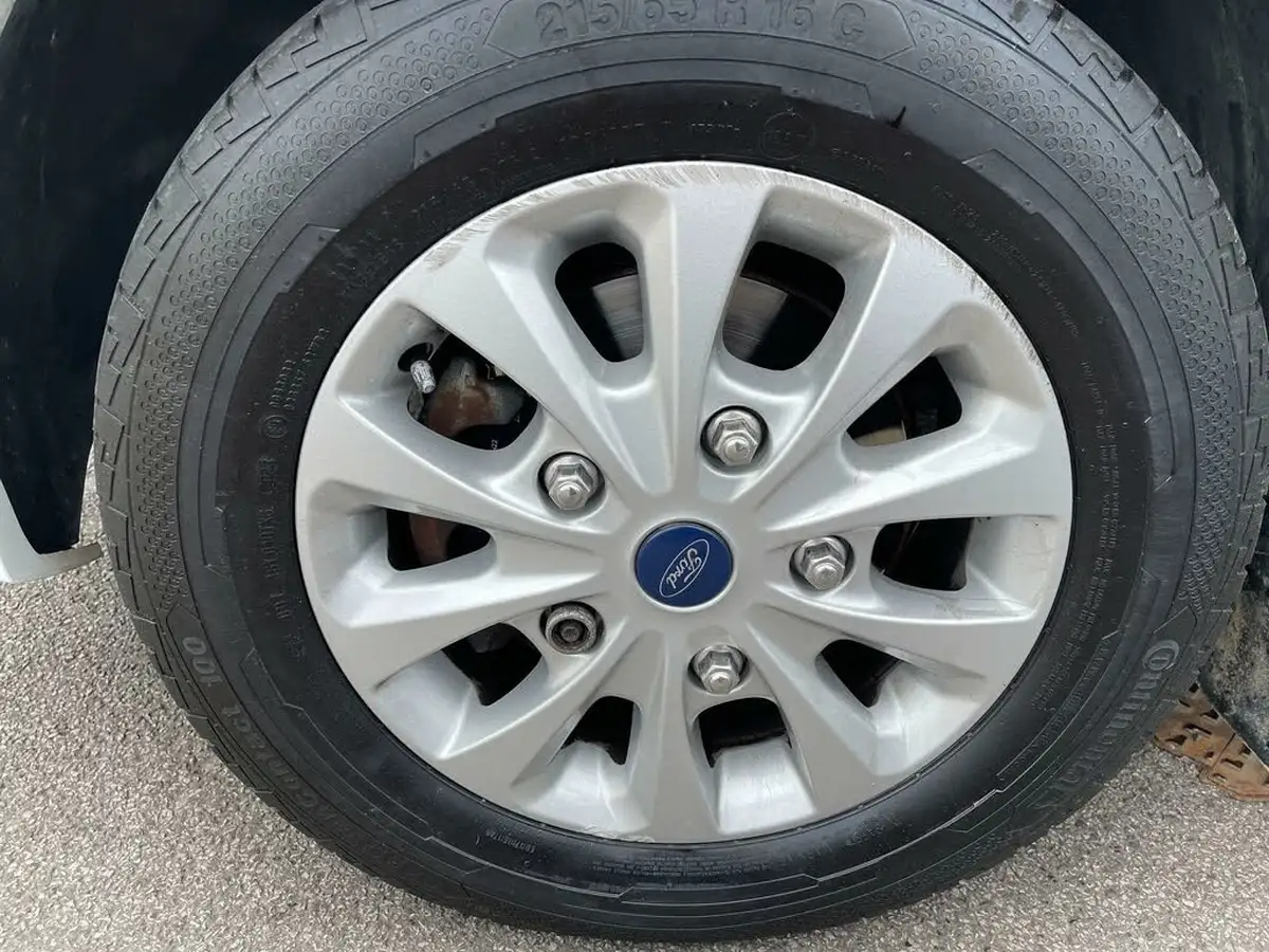 2018-ford-tourneo-custom-20tdci-320-l1-zetec-105ps-big-16
