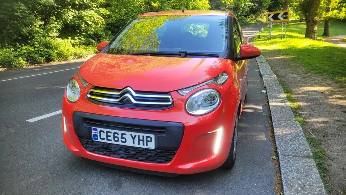 2015-citroen-c1-10-vti-feel-5d-big-17