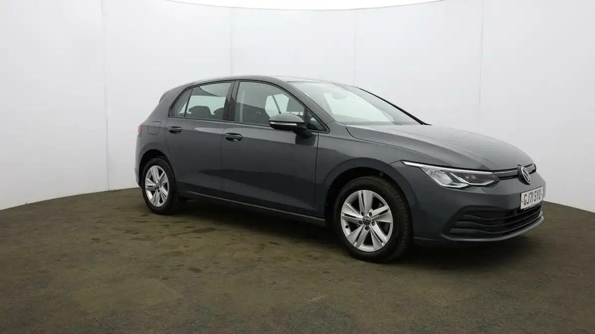2021-volkswagen-golf-10-tsi-life-hatchback-big-39