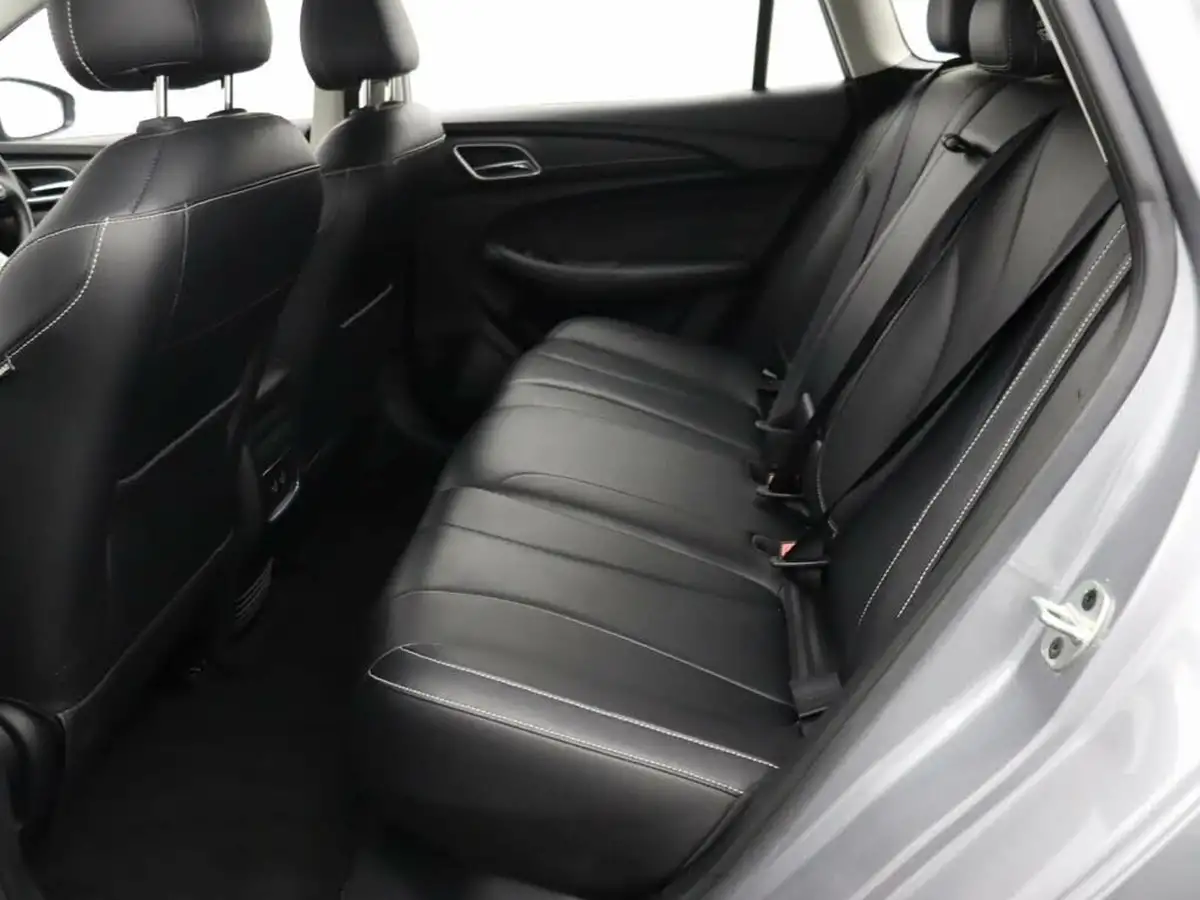 2022-mg-mg5-e-exclusive-ev-long-range-big-9