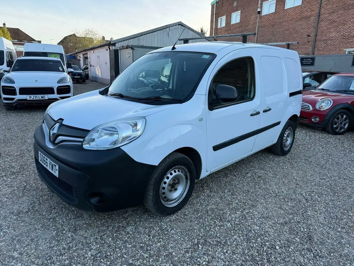 2016-renault-kangoo-15td-ml19-dci-90-business-panel-big-3