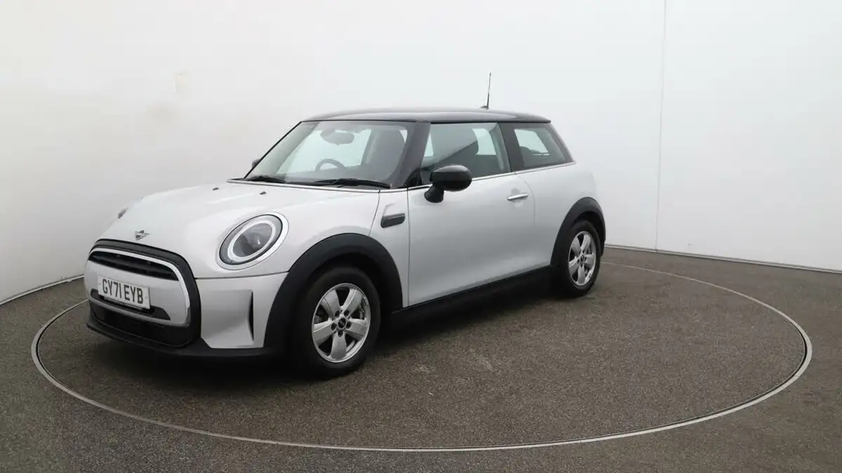 2021-mini-cooper-15-cooper-classic-hatchback-3d-big-63