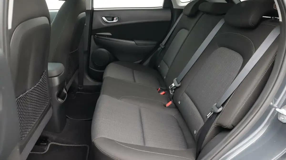 2022-hyundai-kona-16-gdi-premium-big-16
