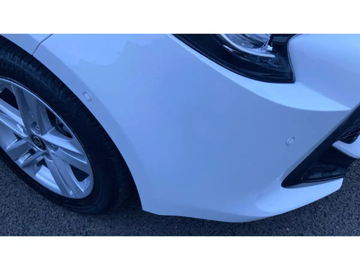 2021-toyota-corolla-18-vvt-i-icon-tech-trk-hatchback-5d-big-35