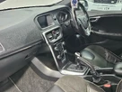 2016-volvo-v40-20-t2-r-design-small-6