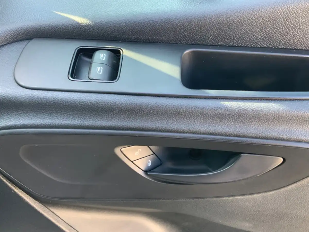 2020-mercedes-benz-sprinter-20cdi-315-l1h1-progressive-big-24