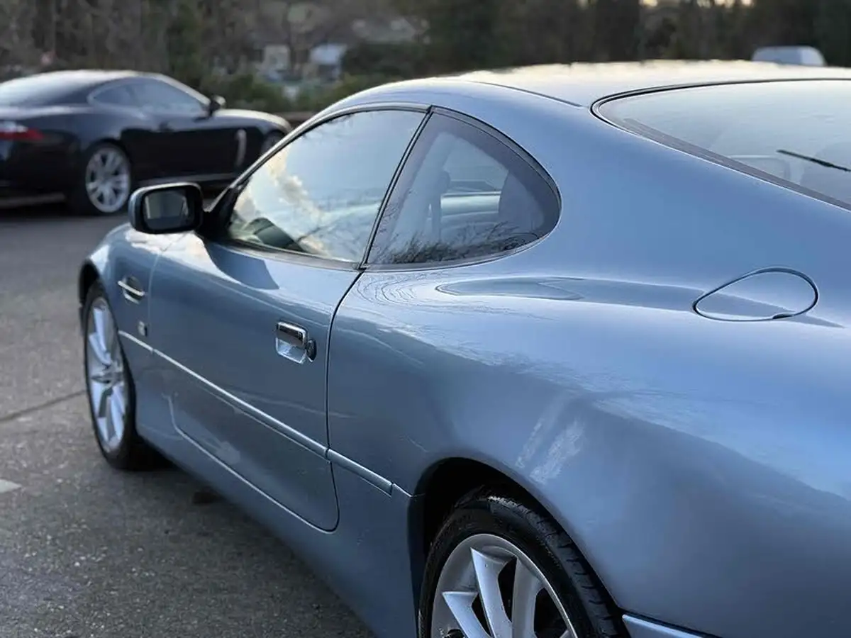 2001-aston-martin-db7-59-vantage-auto-big-11