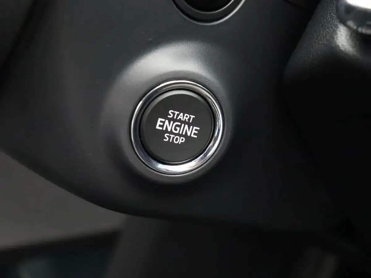 2021-skoda-enyaq-e-60-62-kwh-big-36