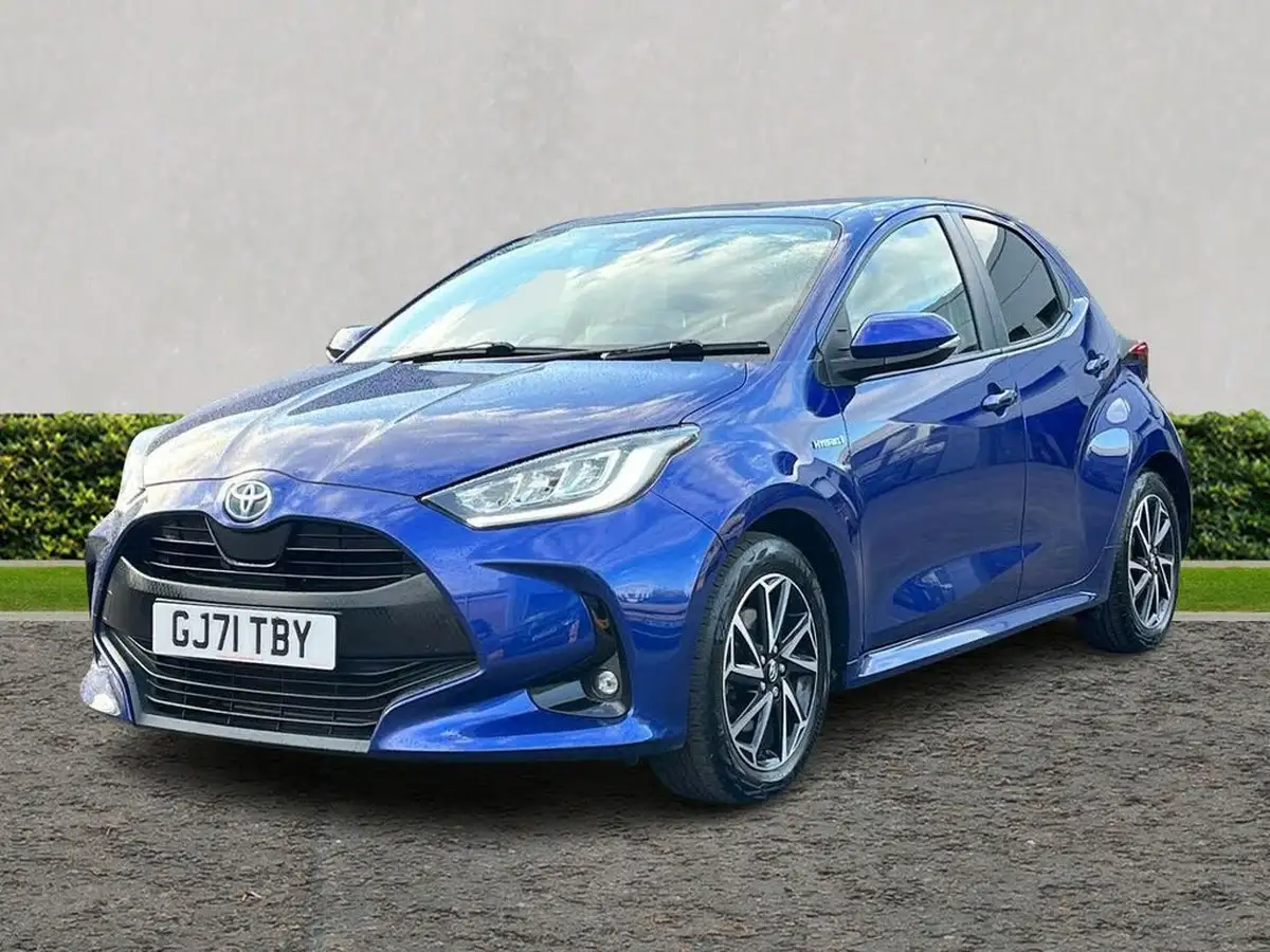 2021-toyota-yaris-15-vvt-i-design-big-6