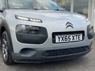 2015-citroen-c4-cactus-16bluehdi-feel-small-8