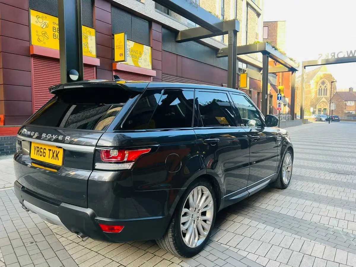 2016-land-rover-range-rover-sport-30-sd-v6-hse-30-sd-306hp-awd-commandshift-2-big-17