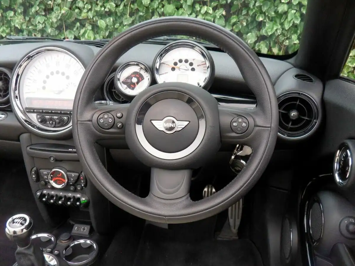 2014-mini-roadster-20td-cooper-sd-chili-big-55