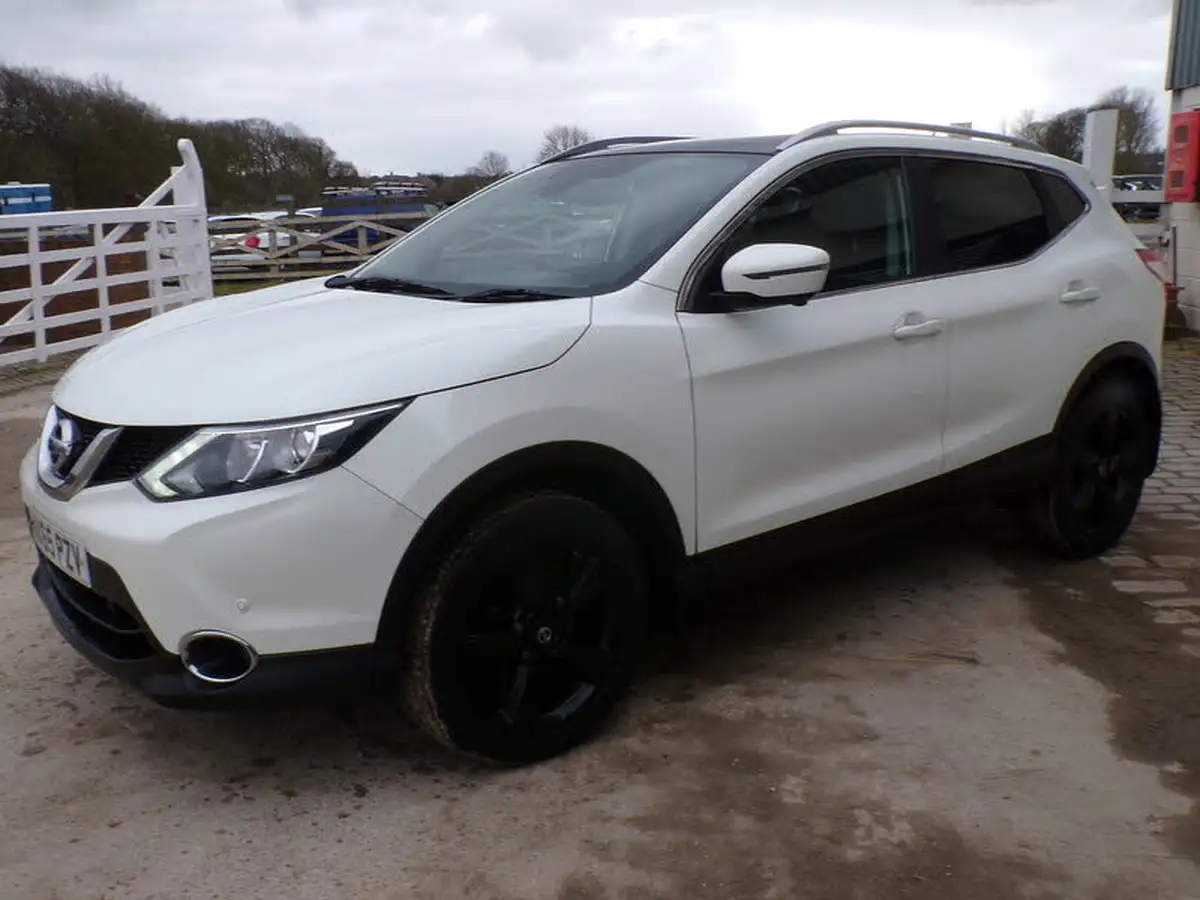 2015-nissan-qashqai-16dci-n-tec-big-3