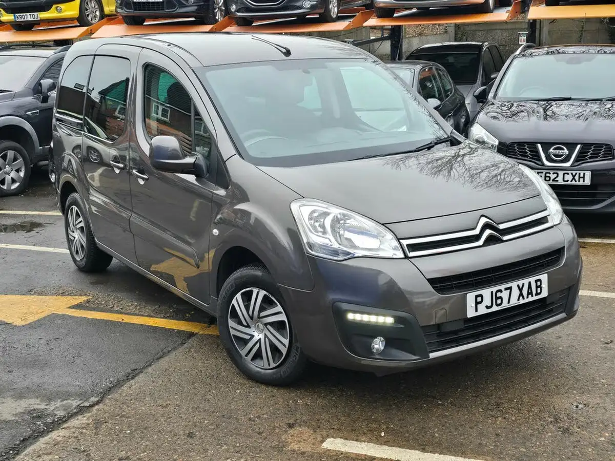 2018-citroen-berlingo-12-puretech-multispace-feel-big-13