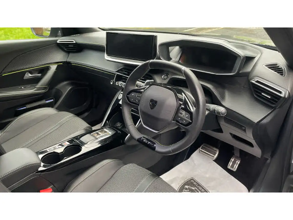 2023-peugeot-2008-suv-big-10