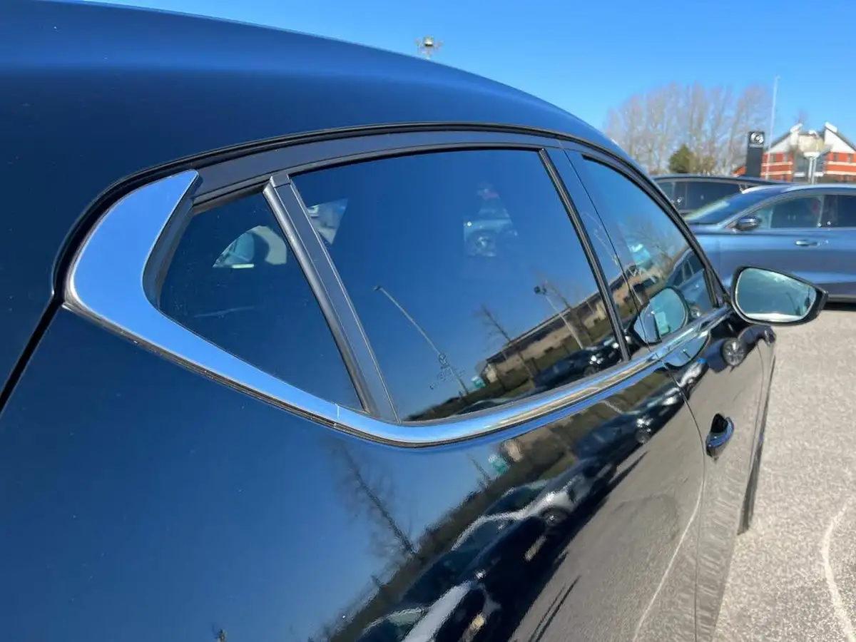 2024-mazda-mazda3-20-e-skyactiv-g-takumi-big-33