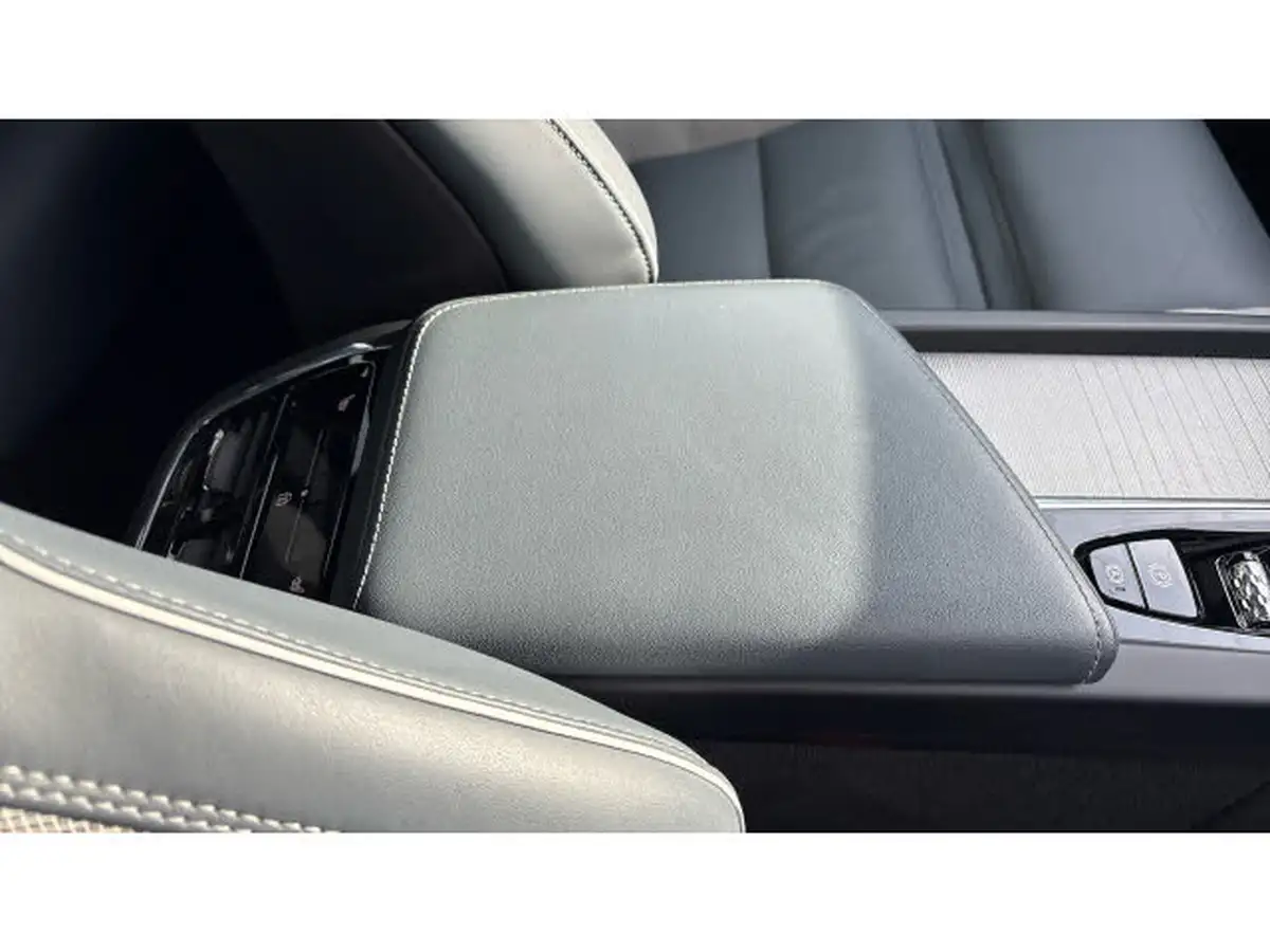 2020-volvo-xc60-20td-b4-r-design-pro-awd-big-56