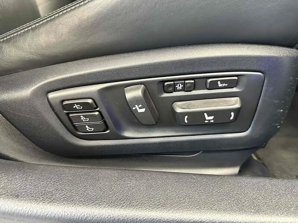 2013-lexus-gs-450h-35-premier-auto-big-50