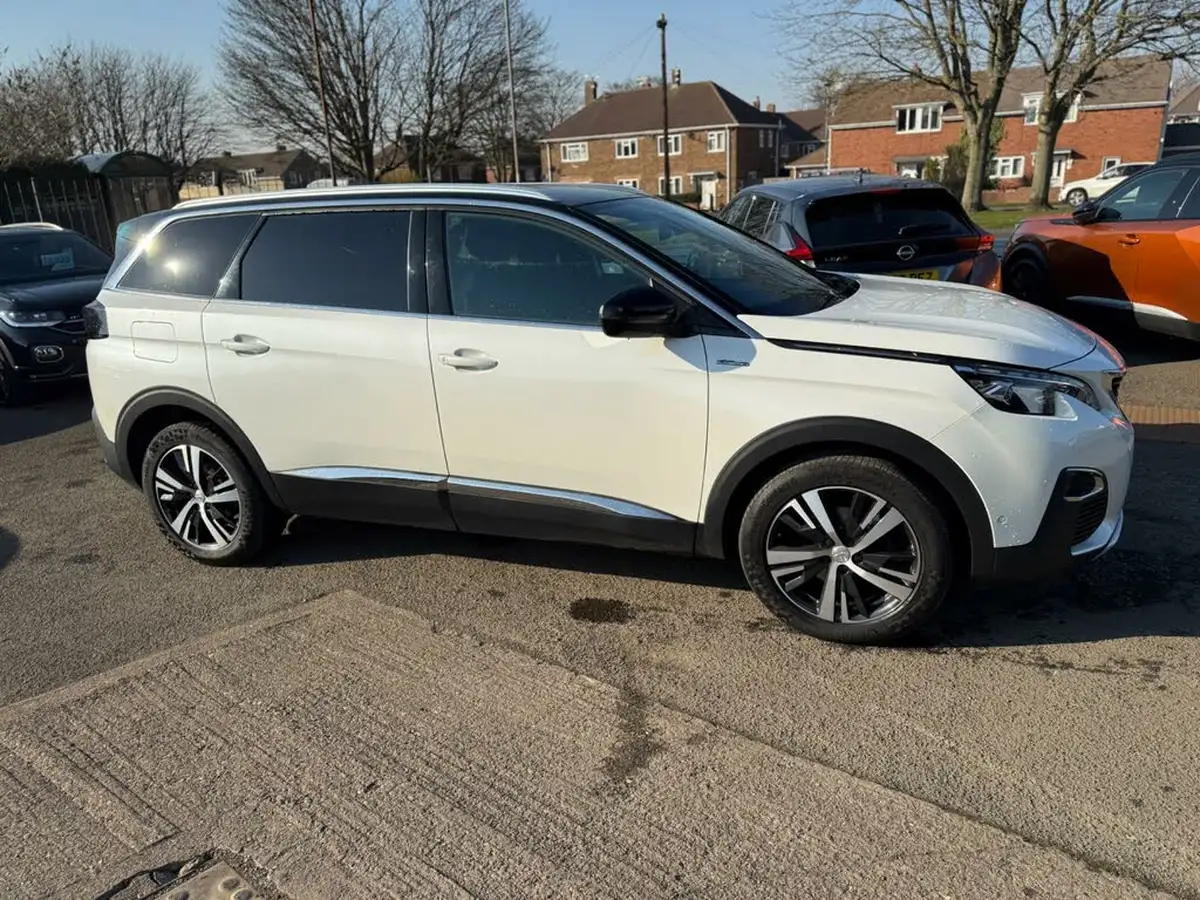 2019-peugeot-5008-suv-15-bluehdi-gt-line-eat8-big-17