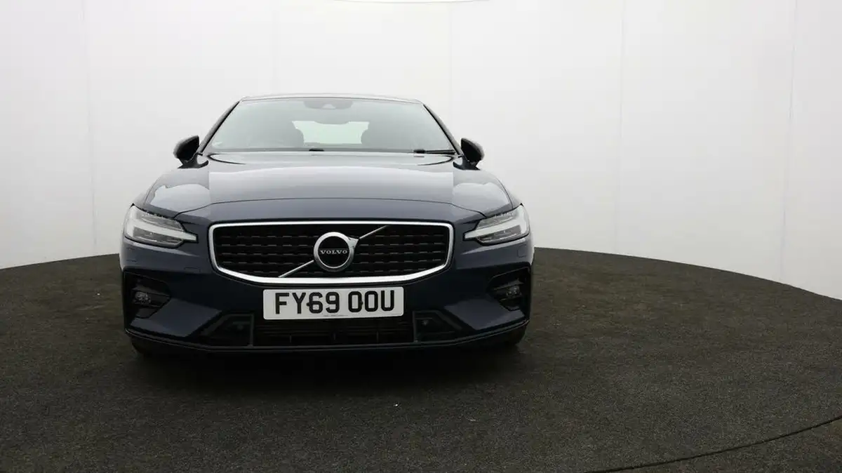 2019-volvo-s60-20-t5-r-design-edition-big-45