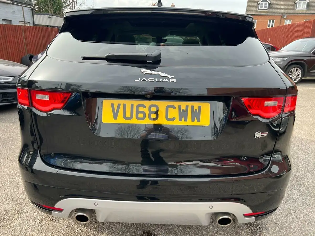 2019-jaguar-f-pace-30td-s-v6-ss-big-39