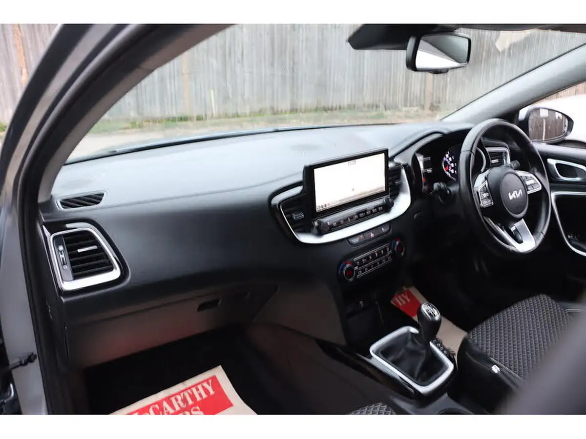 2021-kia-ceed-15-t-gdi-3-sportswagon-big-33