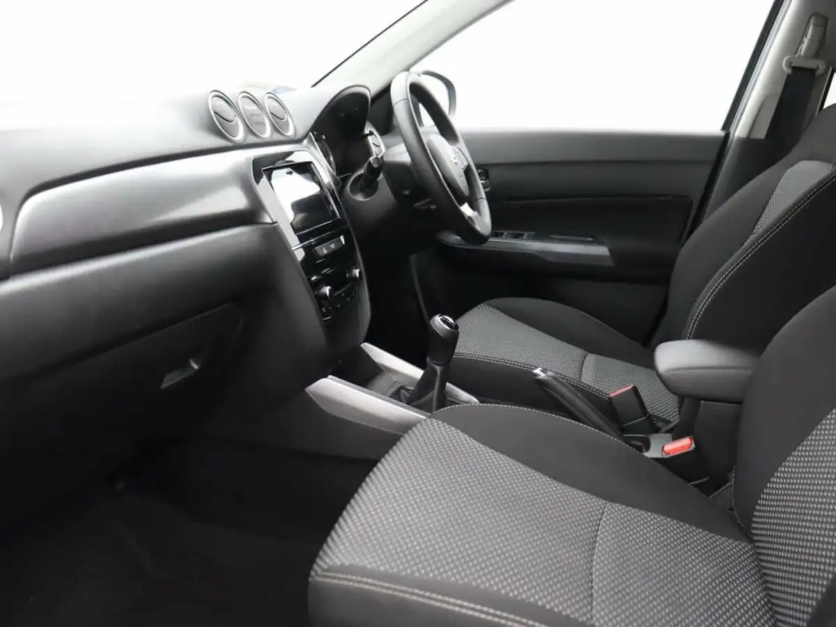 2019-suzuki-vitara-10-boosterjet-sz-t-big-21