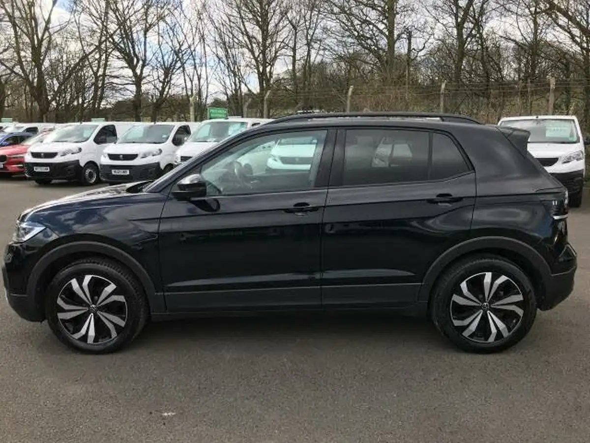 2023-volkswagen-t-cross-10-tsi-black-edition-110ps-big-13