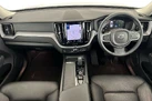 2021-volvo-xc60-20td-b4-momentum-awd-small-5