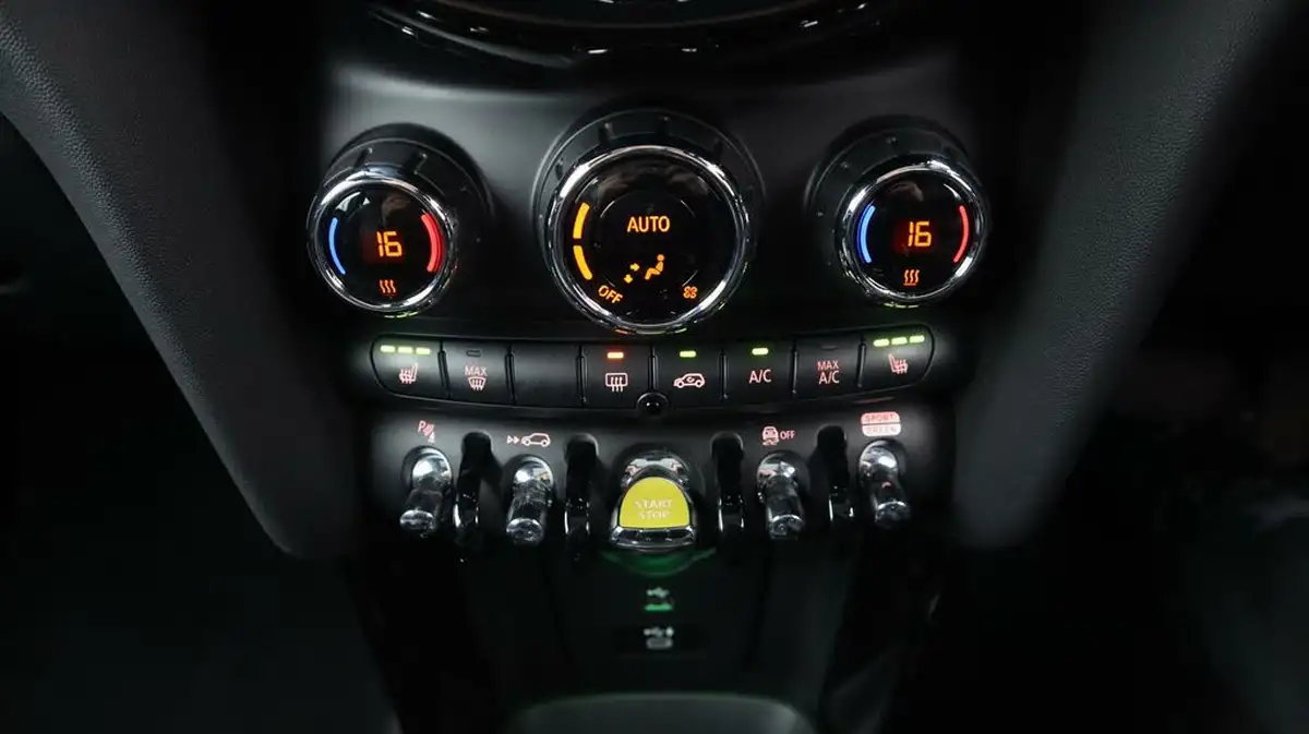 2020-mini-cooper-e-cooper-s-3-big-12