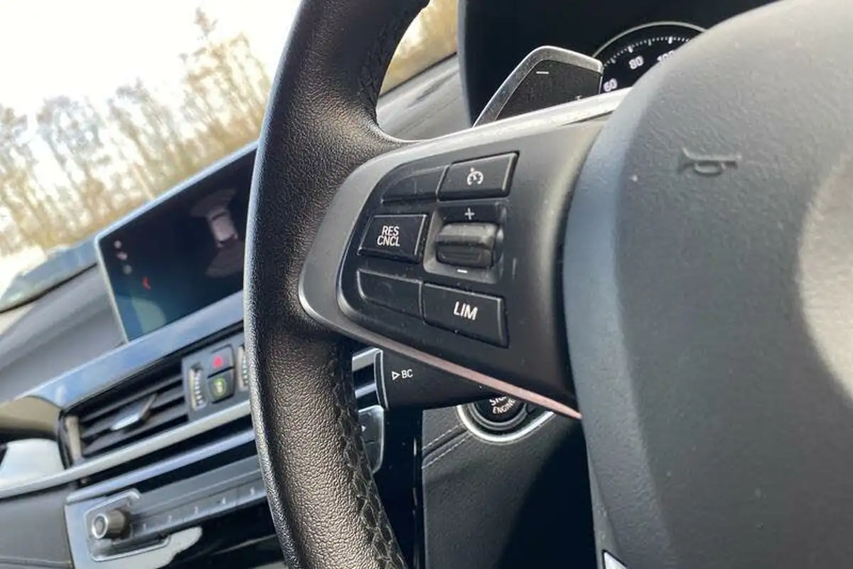 2021-bmw-x2-20-xdrive20i-sport-big-35