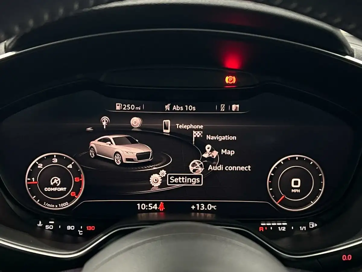 2016-audi-tt-coupe-20-tdi-s-line-big-31