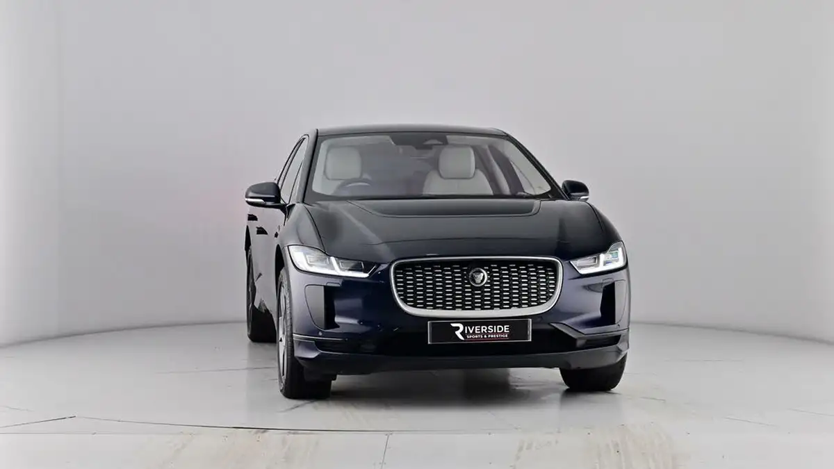 2022-jaguar-i-pace-ev400-se-big-53