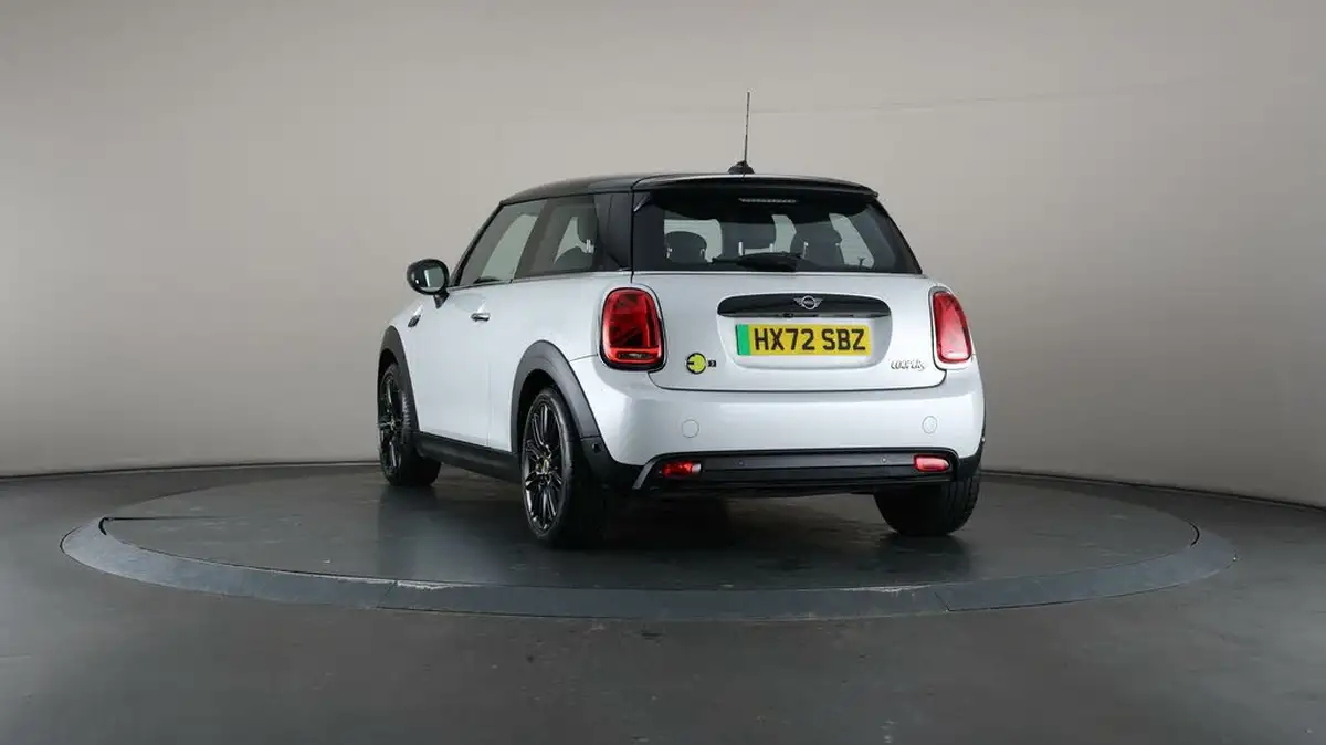 2022-mini-cooper-e-cooper-s-2-big-50