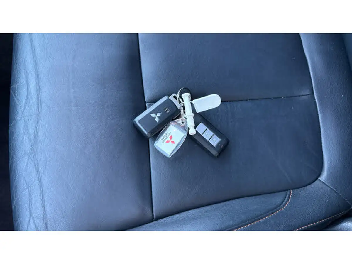 2019-mitsubishi-eclipse-cross-15-4-big-19