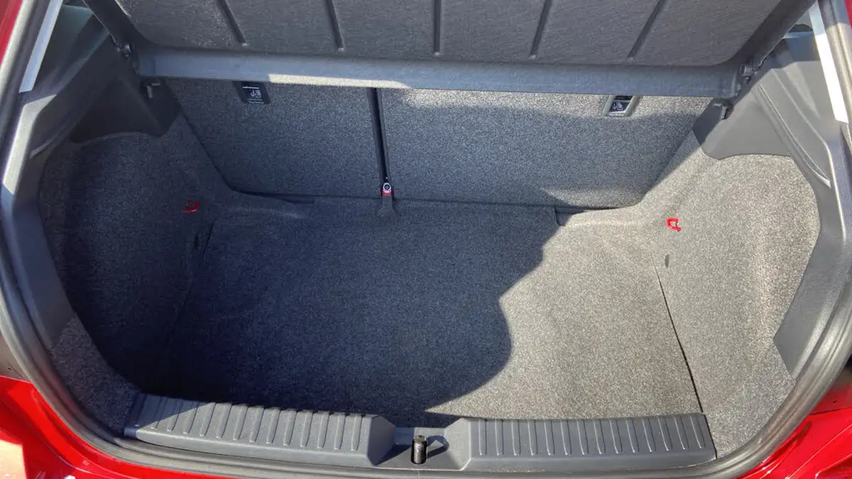 2022-seat-ibiza-10-tsi-se-technology-big-18