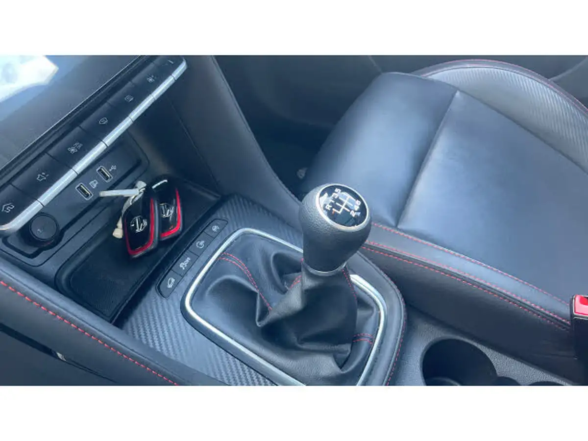 2023-mg-zs-suv-10t-gdi-exclusive-big-12