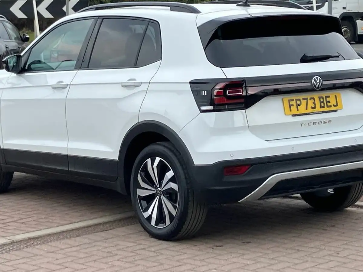 2023-volkswagen-t-cross-10-tsi-black-edition-95ps-big-20