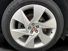 2022-jaguar-i-pace-ev400-se-small-10