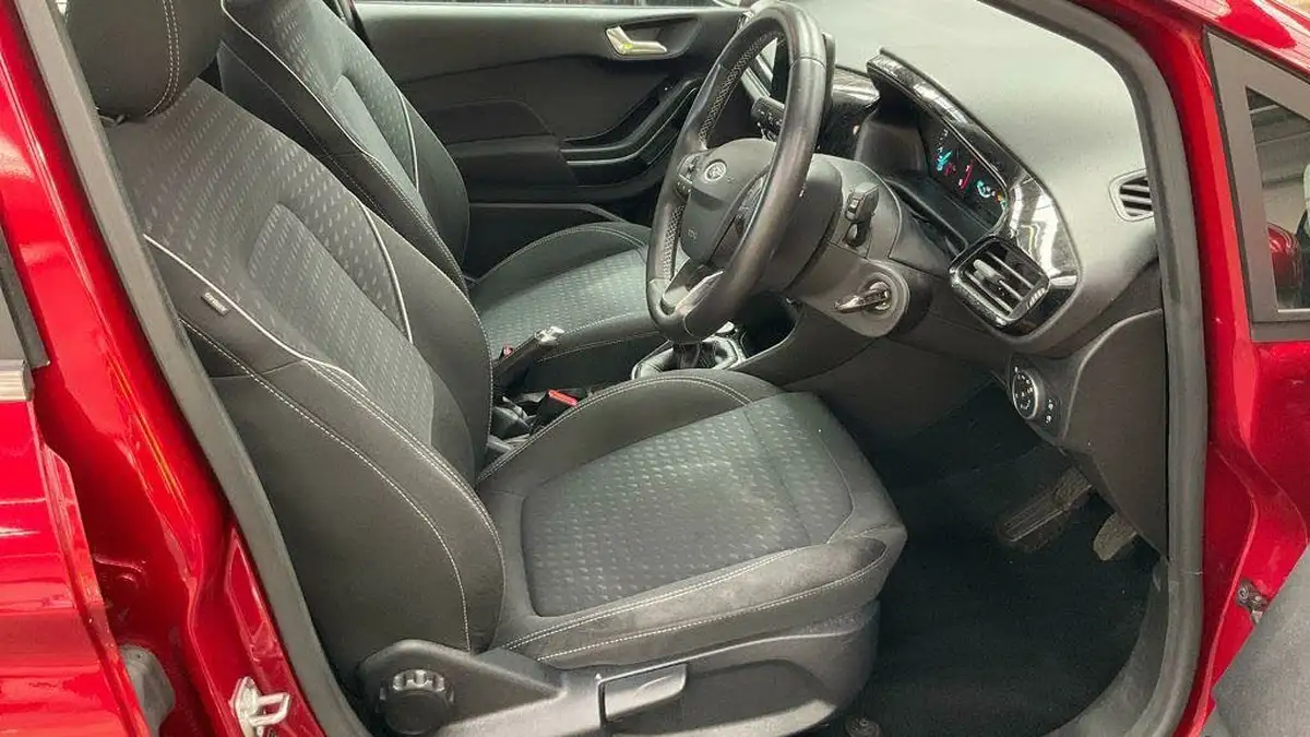 2018-ford-fiesta-10t-zetec-5d-big-8